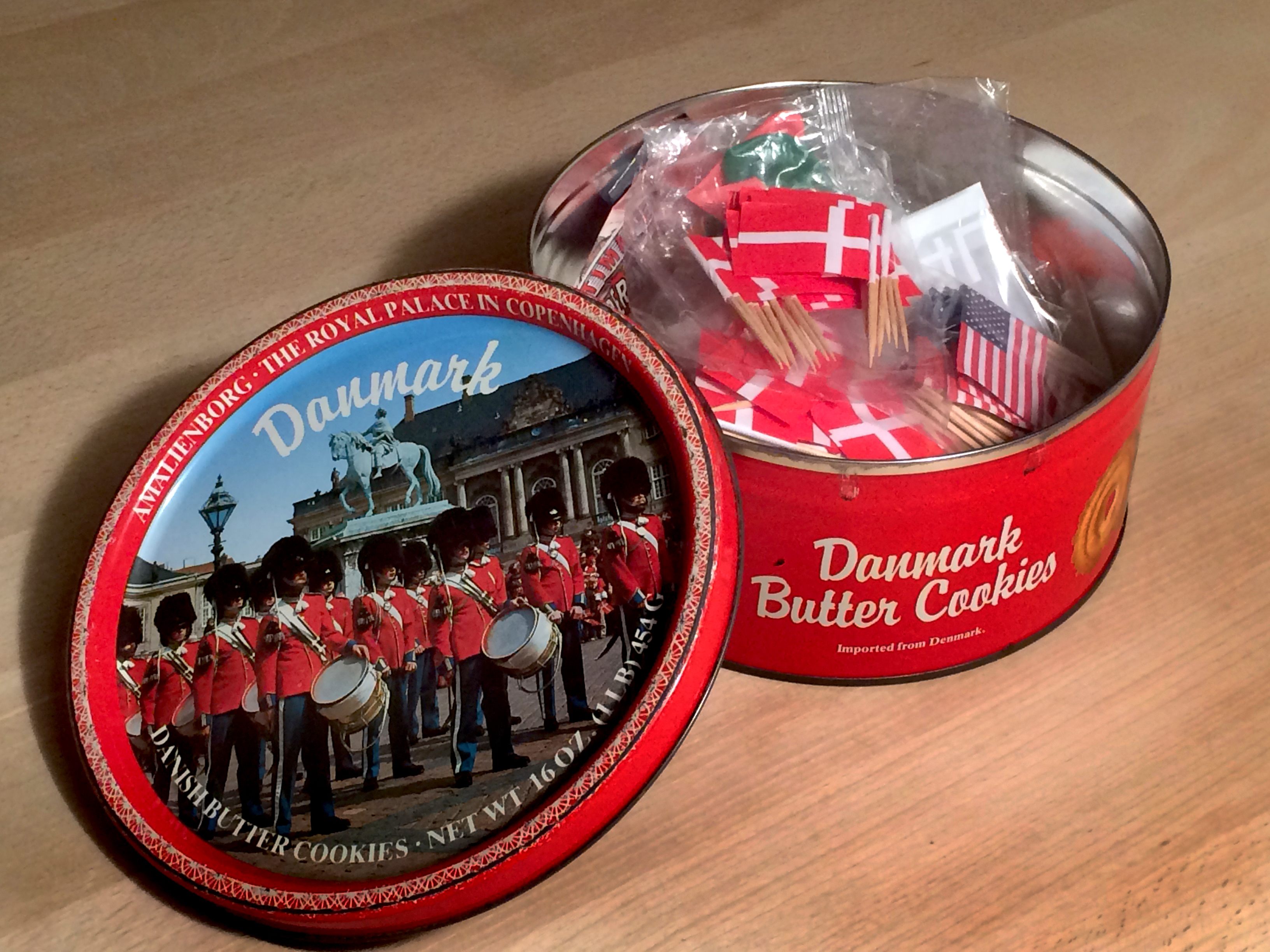 Here's Why People Started Storing Sewing Kits Inside Those Blue Danish  Cookie Tins