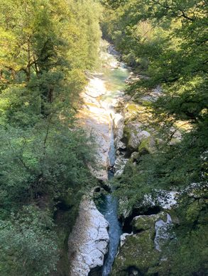 File:Gorges du Fier (Haute Savoie).JPG - Wikimedia Commons