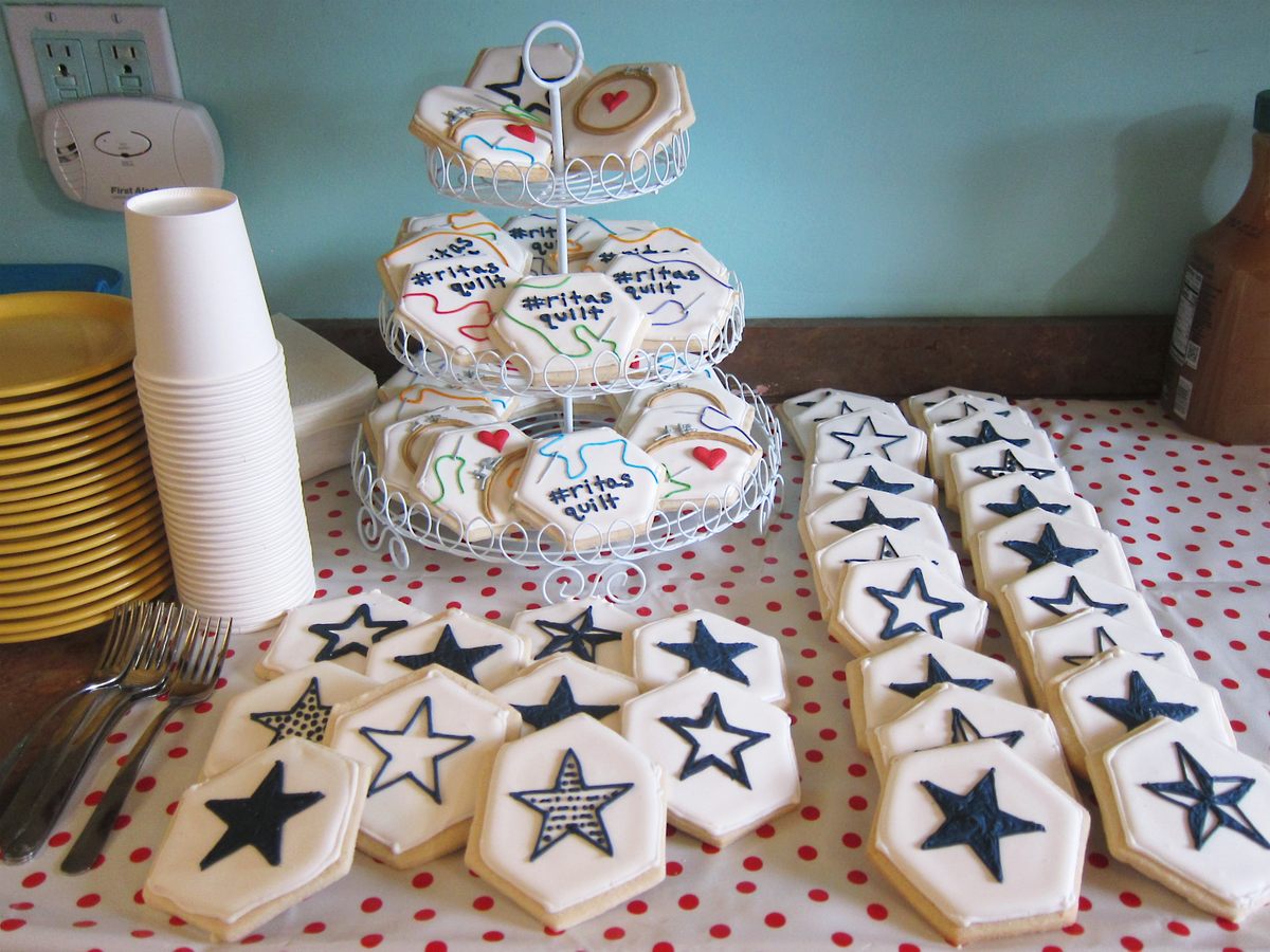 Quilt-themed cookies baked by Sarah Tafelsky, who traveled from Grand Rapids.