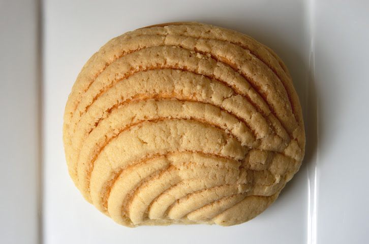 The <em>concha</em>, a Latin American pastry, has a look-alike on the other side of the Pacific Ocean.