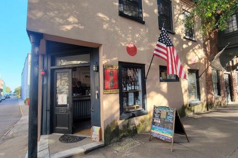 Tavern at Rainbow Row