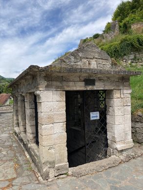 Jajce Catacombs