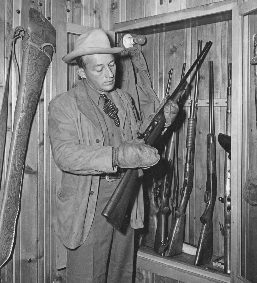 Bing Crosby: sportsman at large.