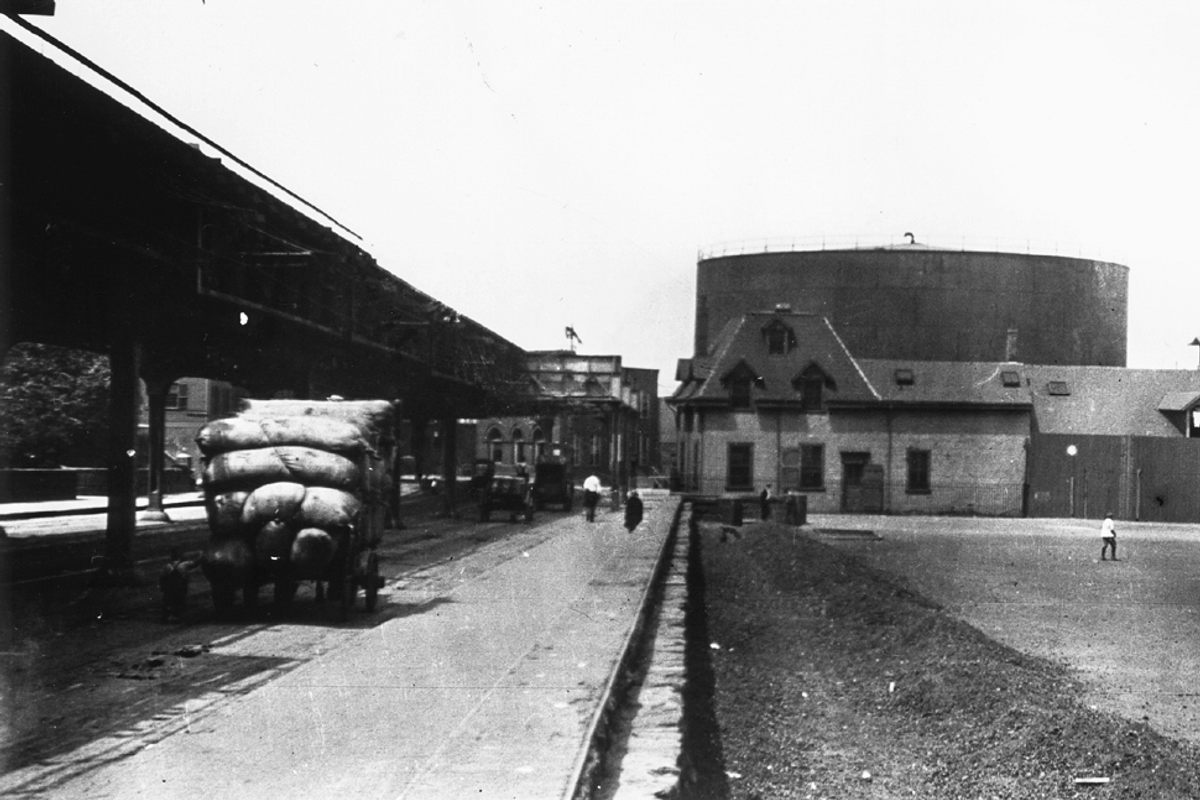 The molasses tank in the North End of Boston, before its explosion in 1919.