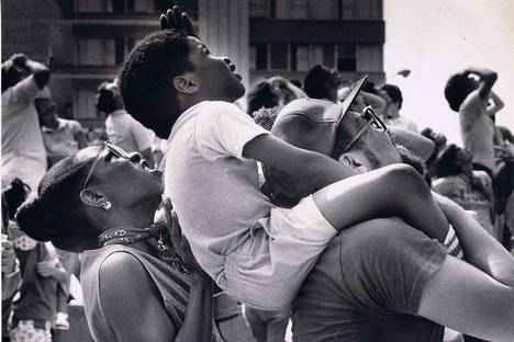 A young boy enjoys the Chicago summer in 1979.