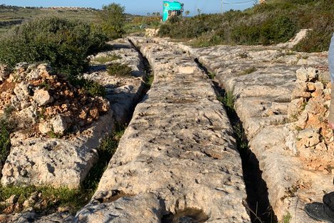 Raddet Ir-Roti Cart Ruts