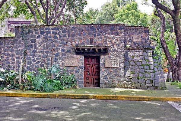 Entrance to the house.