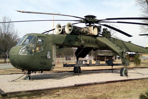 CH-54A (H54A) Tarhe "Sky Crane."
