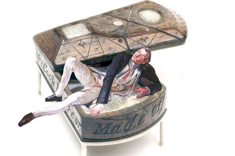 The Miniature Coffin of Captain Cook 