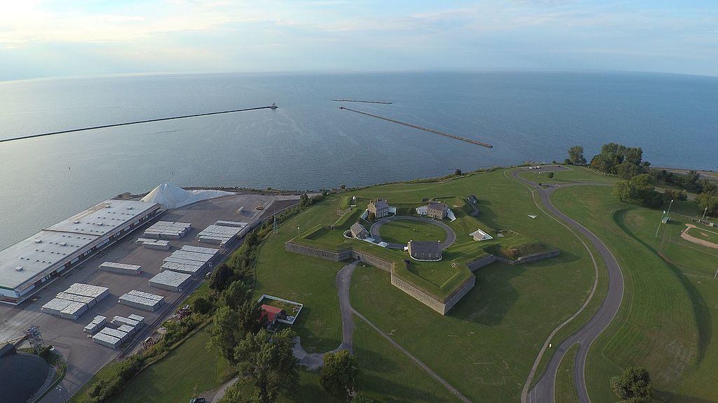 The star-shaped fort, located on the shore of Lake Ontario.