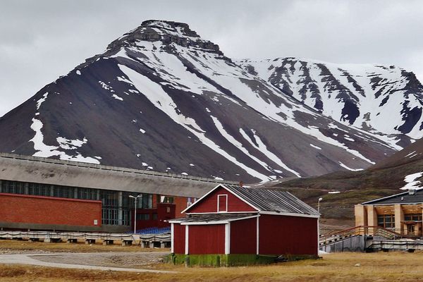 Pyramiden