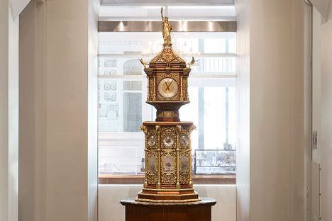 Inside the Year-Long Effort to Restore the Waldorf Astoria's Famed Clock