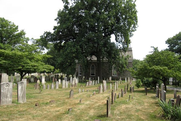 The Old Dutch Church overlooks an old cemetery (the Sleepy Hollow cemetery is nearby).