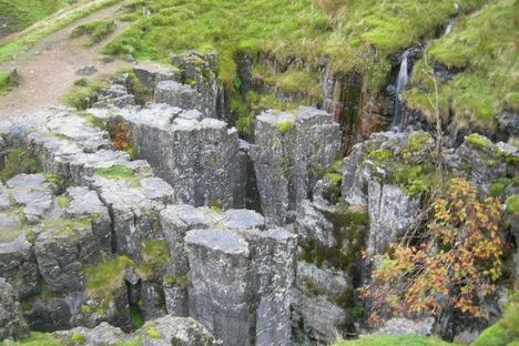 The “buttertubs” on Buttertubs Pass.