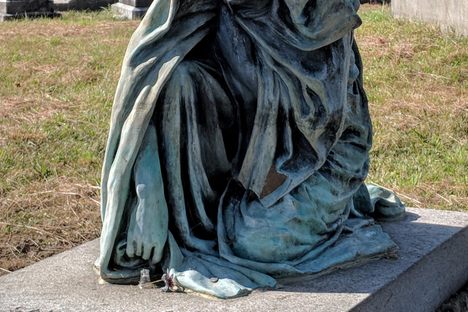 The Blue Lady of Yantic Cemetery