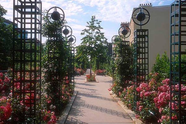 A view of the Promenade Plantée in Paris