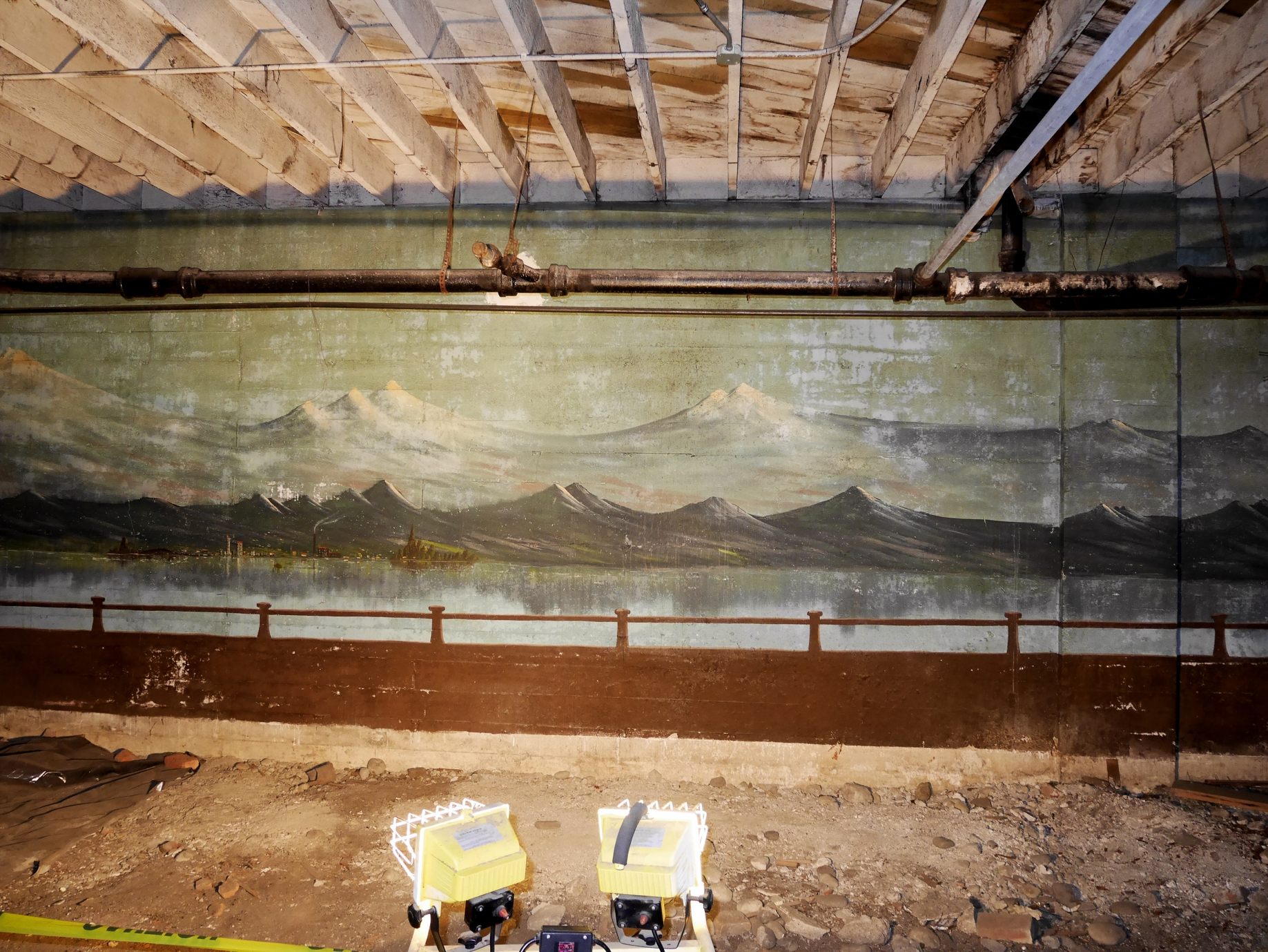 Wall painting in an area where miniature golf was played