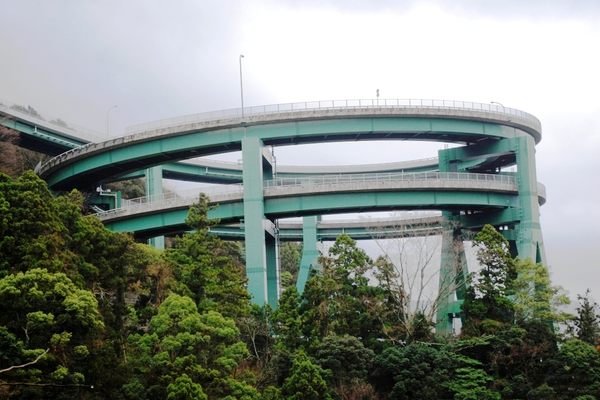 Kawazu-Nanadaru Loop Bridge.