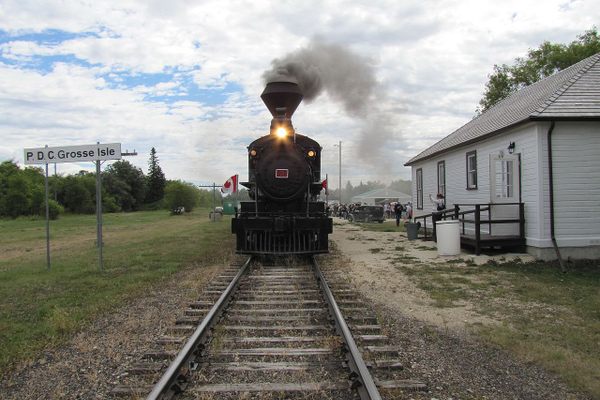 Prairie Dog Central Railway at Grosse Isle.