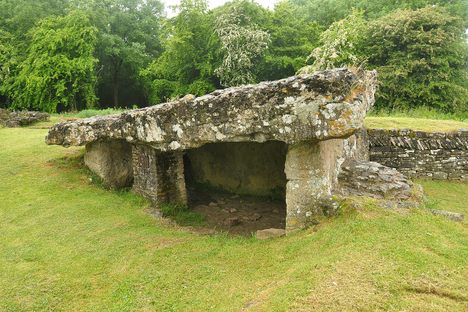 Tinkinswood Burial Chamber
