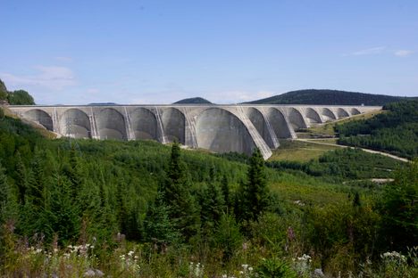 Daniel-Johnson Dam