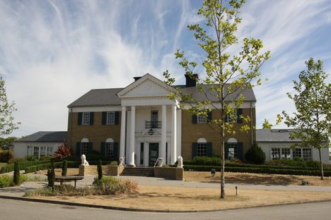 Memphis Mansion.