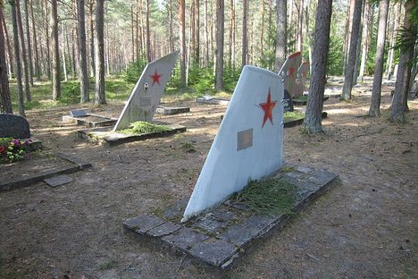 Ämari Pilots’ Cemetery
