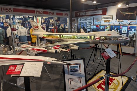 Airplane Model